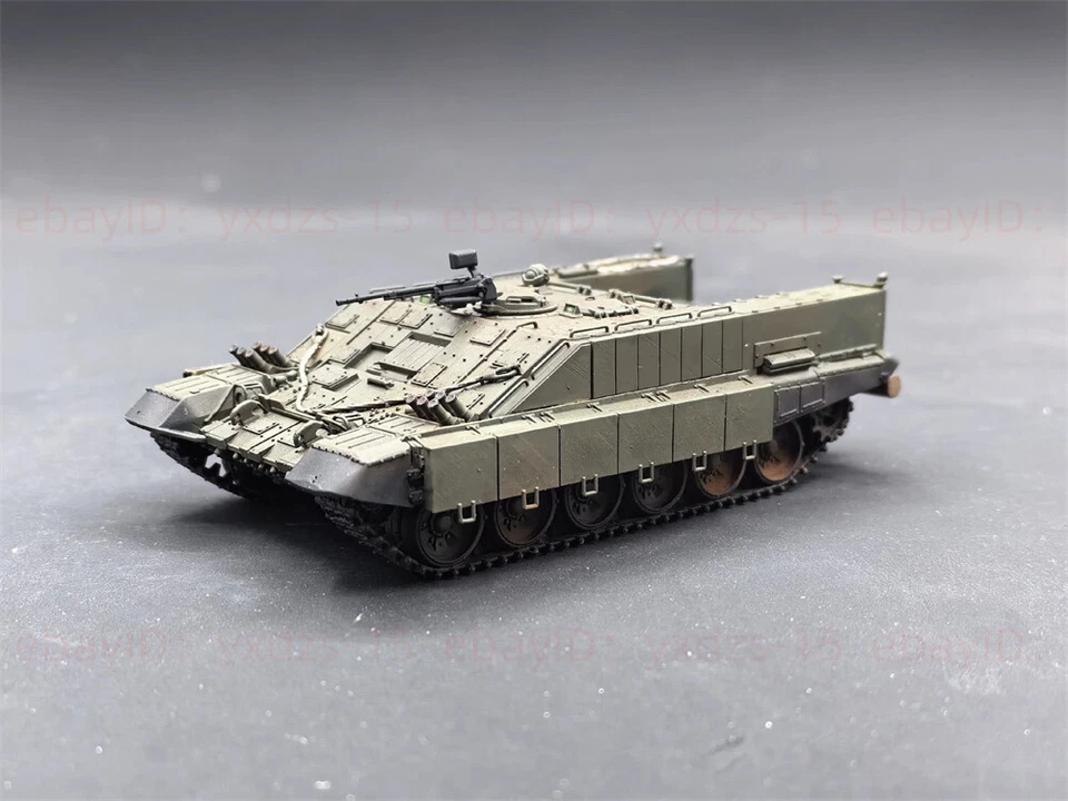 1/72 Russian Bmo-t Armored Personnel Carrier Tank Painted Finished Model - Image 3 of 4