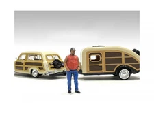 "CAMPERS" FIGURE 1 FOR 1/18 SCALE MODELS BY AMERICAN DIORAMA 76334