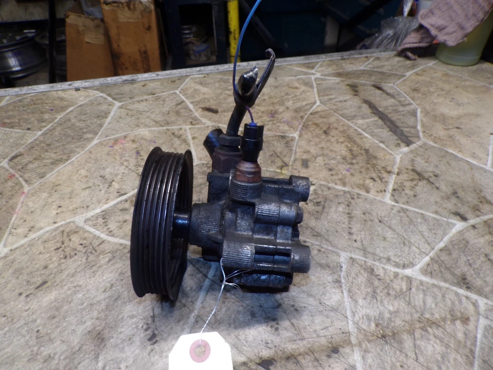 03-08 2003-2008 PONTIAC VIBE BOMBA DIRECCIÓN ASISTIDA MOTOR POLEA MONTAJE Foto 3 de 4