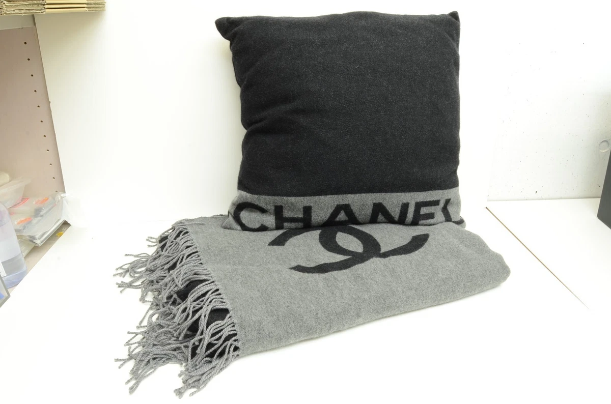 Authentic Chanel Couch Bedding Set Wool Cashmere Soft Throw Pillow Frill  Blanket