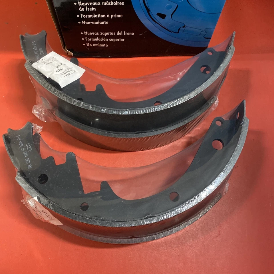 NB228 Drum Brake Shoe fits 1951-1964 Pontiac Catalina Bonneville/51-60 GMC Truck - Image 2 of 3