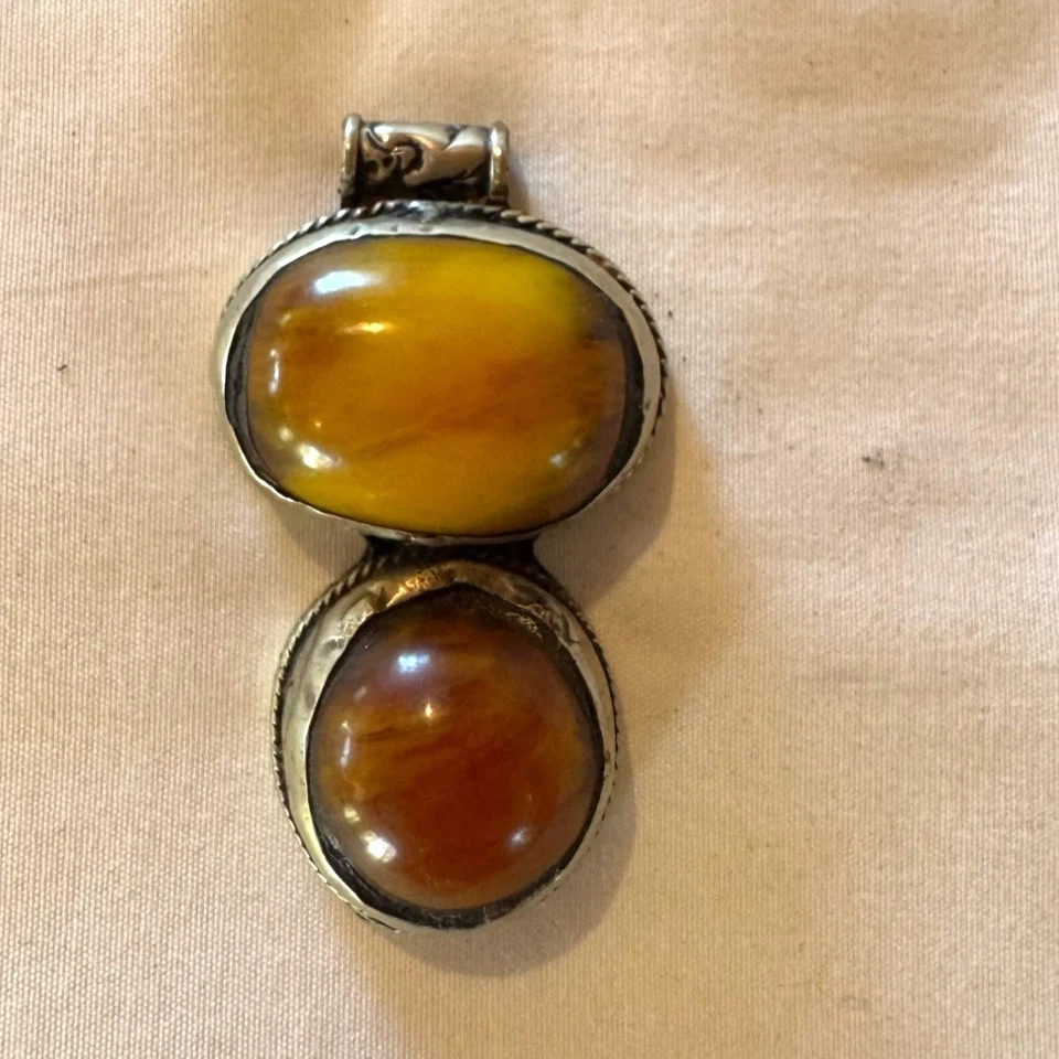 Кулон ручной работы из тибетского янтаря сердолика серебро богемное племенное серебро Y2K ювелирные изделия E - Изображение 2 из 4