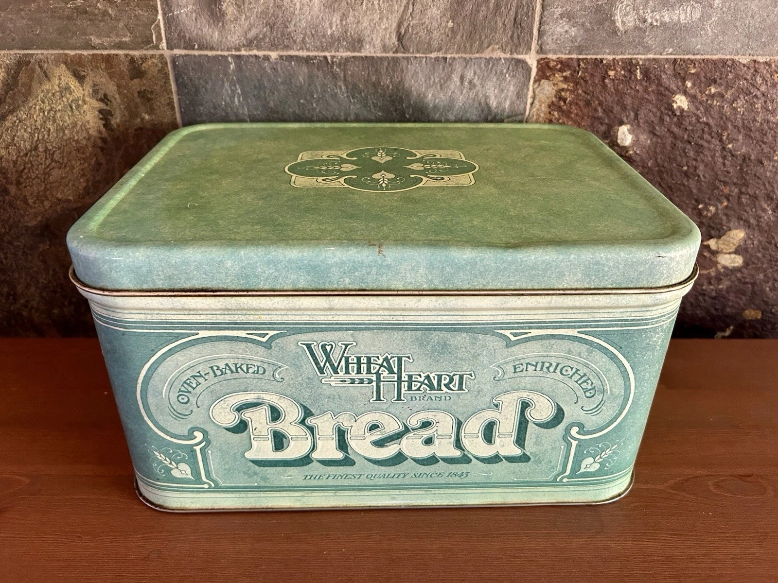 Wheat Heart Tin Old Bread Box Green with Hinged Lid 14" X 10" Vintage 1970s