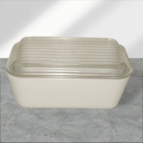 Vintage Pyrex Amish Butterprint Refrigerator Set 6 Pc, 2 - 501 & 1 - 502 w Lids - Picture 3 of 11