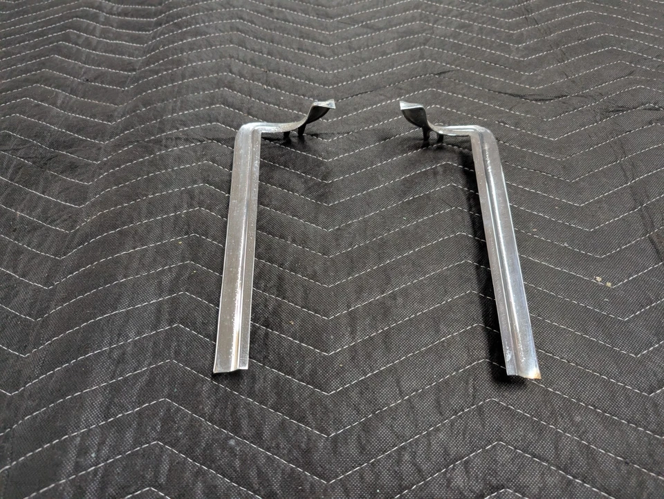 Cadillac 1966 guardabarros molduras rejilla extensión envolvente capó labio extendido Foto 2 de 4