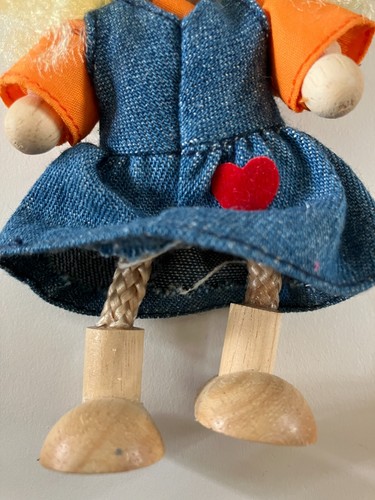 Lot 10 Voila & Unbranded Wood Posable 4-5" Dollhouse Dolls - Picture 11 of 13