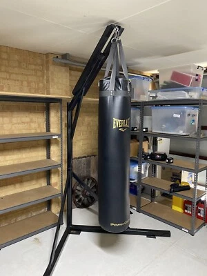 Boxing stand gumtree Clearance