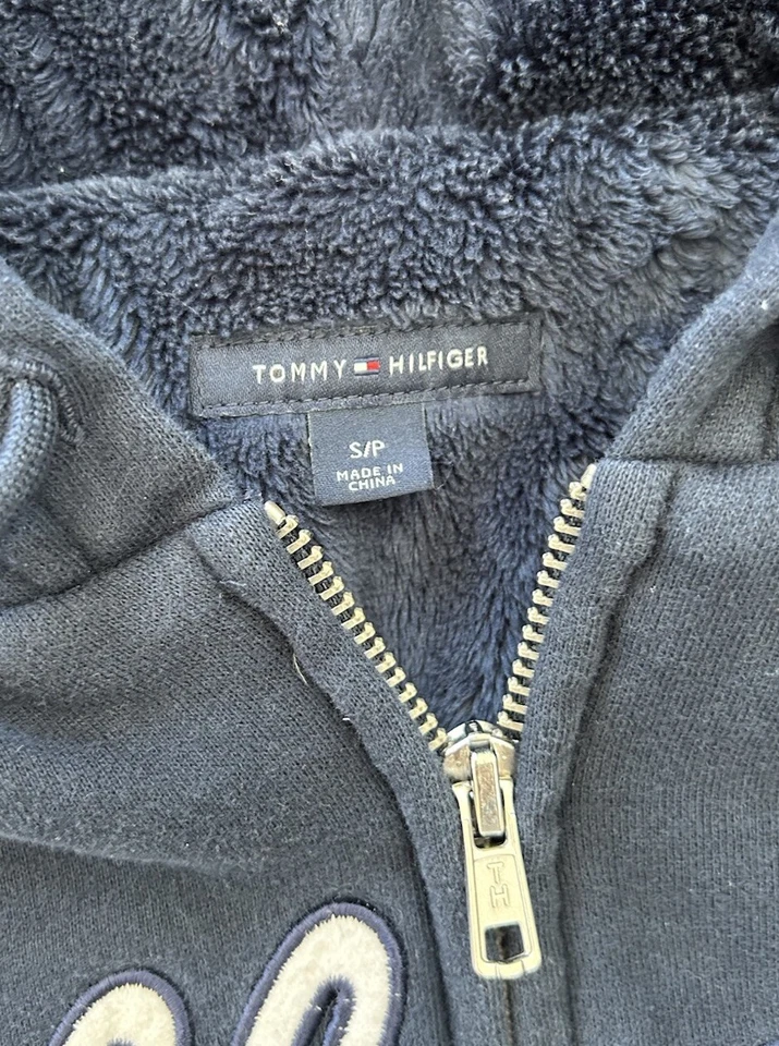 Chaqueta Tommy Hilfiger para mujer S azul polar logotipo deletreado cremallera felpa forrada Y2K Foto 3 de 4
