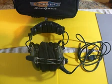 Avcomm AC-200 Headset - Dual Plug - Aviation Communications Inc.