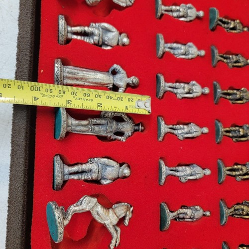 Juego de ajedrez vintage Italfama DON QUIJOTE piezas enchapadas en plata y bronce años 60 - Imagen 17 de 22