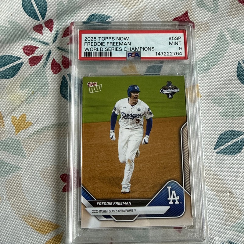 2025 Topps Now Dodgers Champions Freddie Freeman Variation Short Print PSA 9