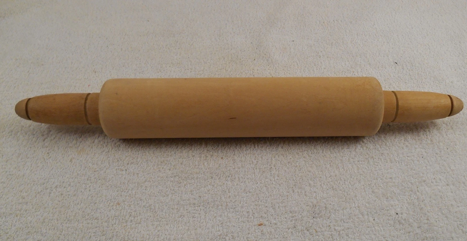 Antique Vintage Rolling Pin Solid Wood 17" Rare Large 2 1/4" diameter