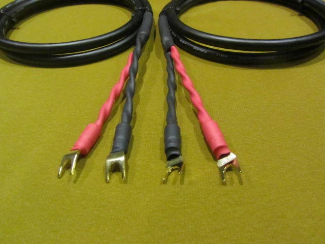 Canare 4S11 Star Quad 11 AWG BiWire Speaker Cable 1 Pair,  2 to 4 Spades, 3 Ft. - Image 3 of 4