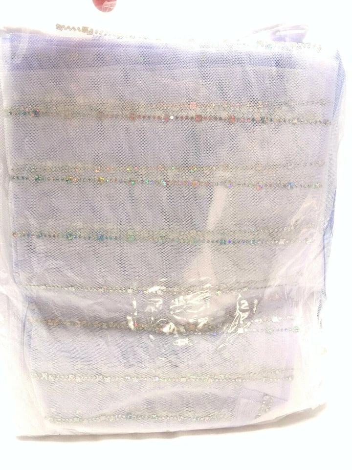 DISFRAZ DE VESTIDO DE LENTEJUELAS Y TUL NIÑA. BLANCO/AZUL/ROSA. PECHO 25". ORIGIN $30 NUEVO $20 Foto 4 de 4