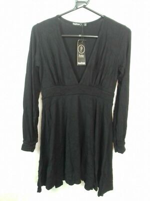 Boohoo Petite Black Long Sleeve Plunge Skater Dress size UK