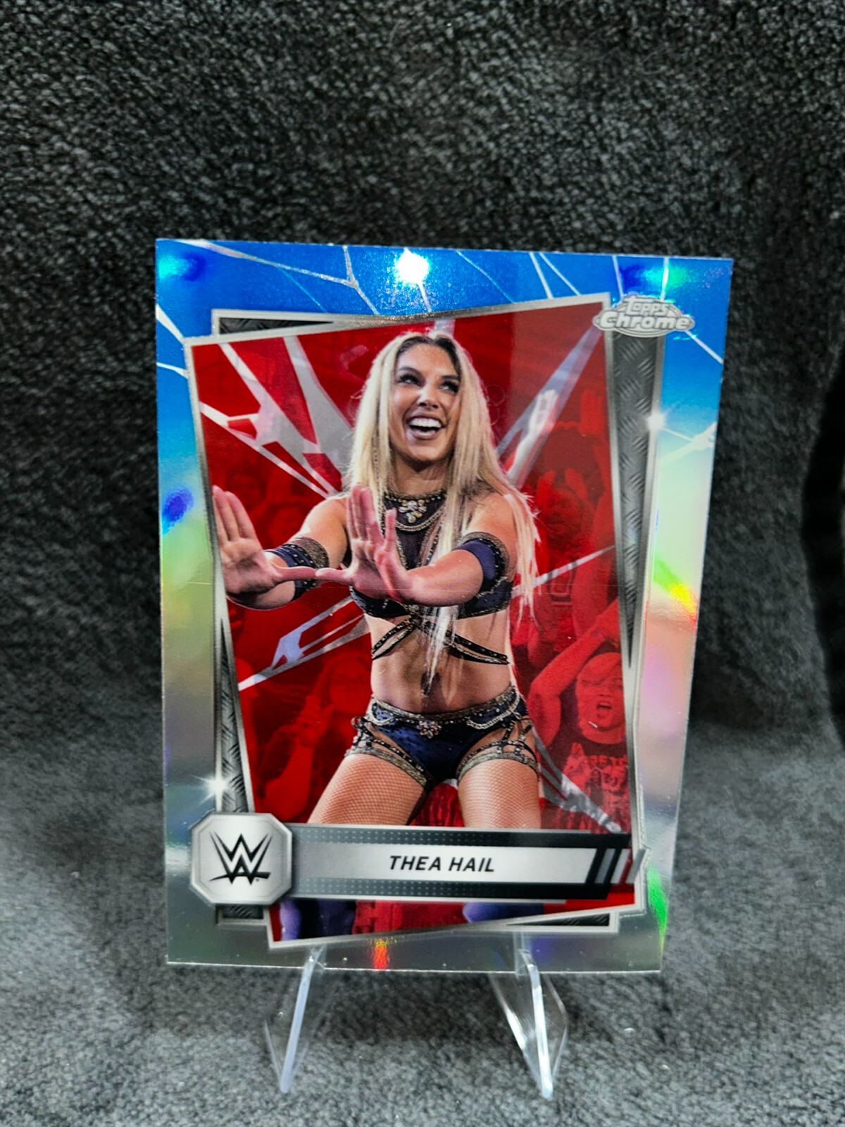 2025 Topps Chrome WWE Red and Blue Refractor #81 Thea Hail – NXT