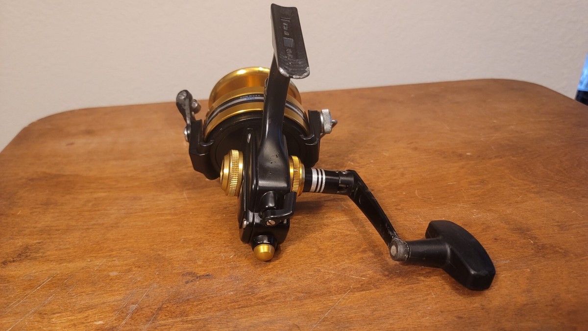 美品　ペン　PENN 8500SS PENN スピンフィッシャー 8500SS パワーハンドル付/T122M 美品