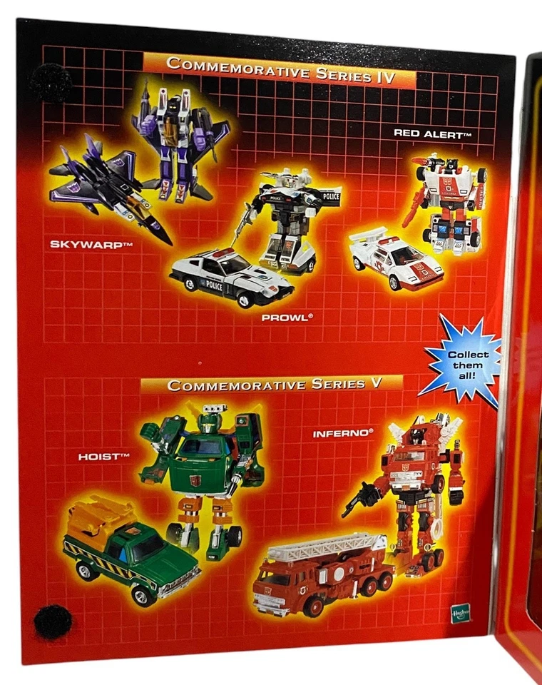 Autobot Tracks Transformers G1 Commemorative Series V 2002 Action Figure NIOB - Image 3 of 4