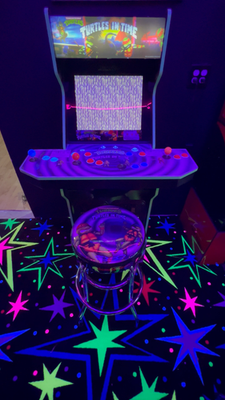 アーケード1up 土台 Arcade1Up TEENAGE MUTANT NINJA TURTLES Arcade with Riser and