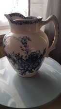 Villeroy Boch / Mettlach  Waschkrug  " Regina " um 1900