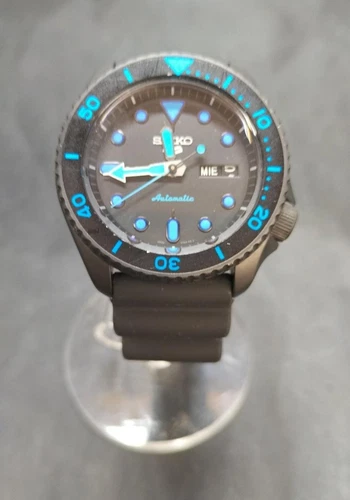 Seiko 5Sports SNZF Series Automatic Watch 4R36-07G0 Day Date Used