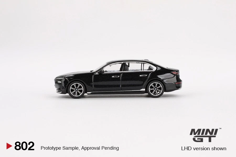 MINI GT 1/64 "802" BMW i7 xDrive60 Black Sapphire 2024 - Photo 4/4