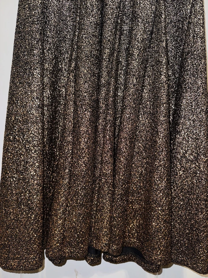 MSK 连衣裙 XL 金属闪光修身喇叭无袖派对鸡尾酒黑色金色 — 第 3/4 张图片