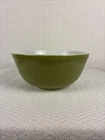 Pyrex Verde 403 Vintage Mixing Bowl 2.5 Quart Avocado Green Nesting  Milk Glass