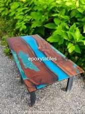 Blue Epoxy Resin Dining Table Top Live Edge Wooden Cafeteria Hallway Decors