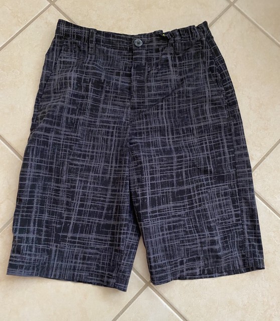 Boys Under Armour Heat Gear Loose Fit Casual Golf Shorts YXL Gray | eBay