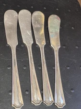 Vintage Set Of 4 National Silver Co. E.P.N.S. Butter Spreaders