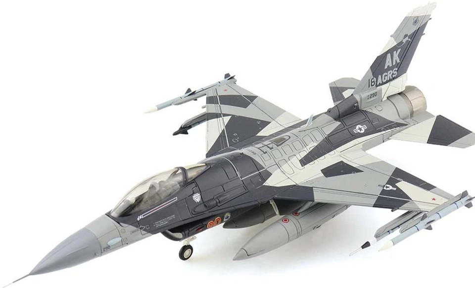 Hobby Master 1/72 F-16C Fighting Falcon 18th AGRS красный 90 Eielson AFB AK HA38004 - Изображение 2 из 4