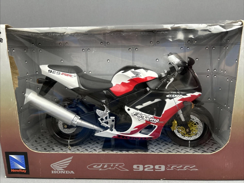 New-Ray 1/6 Scale Diecast Honda CBR 929 RR Motorcycle Erion Racing #48943 NIB - Image 2 of 4
