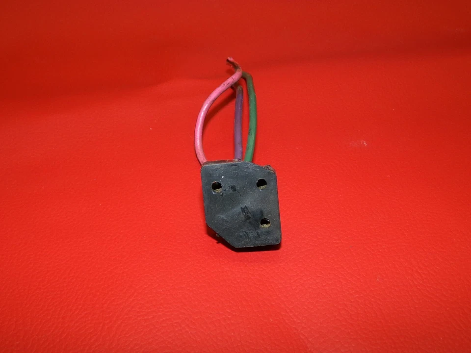 1962 1976 CADILLAC CHEVY BUICK OLDS POWER WINDOW SWITCH PIGTAIL CONNECTOR PLUG Foto 2 de 3