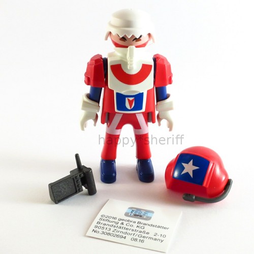 Playmobil Pilot Astronaut Captain America Super Hero Mystery Series 11 9146 NEW - Picture 5 of 6