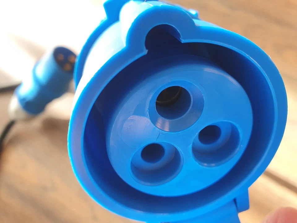 InLine Energy Meter Lite 16A 415V 3ph 1m Cable – 16A3P1MPIML16A3P1M - Image 2 of 4