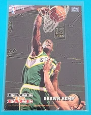1993 Hoops - Face to Face Insert #FTF3 Christian Laettner / Shawn Kemp Card C2