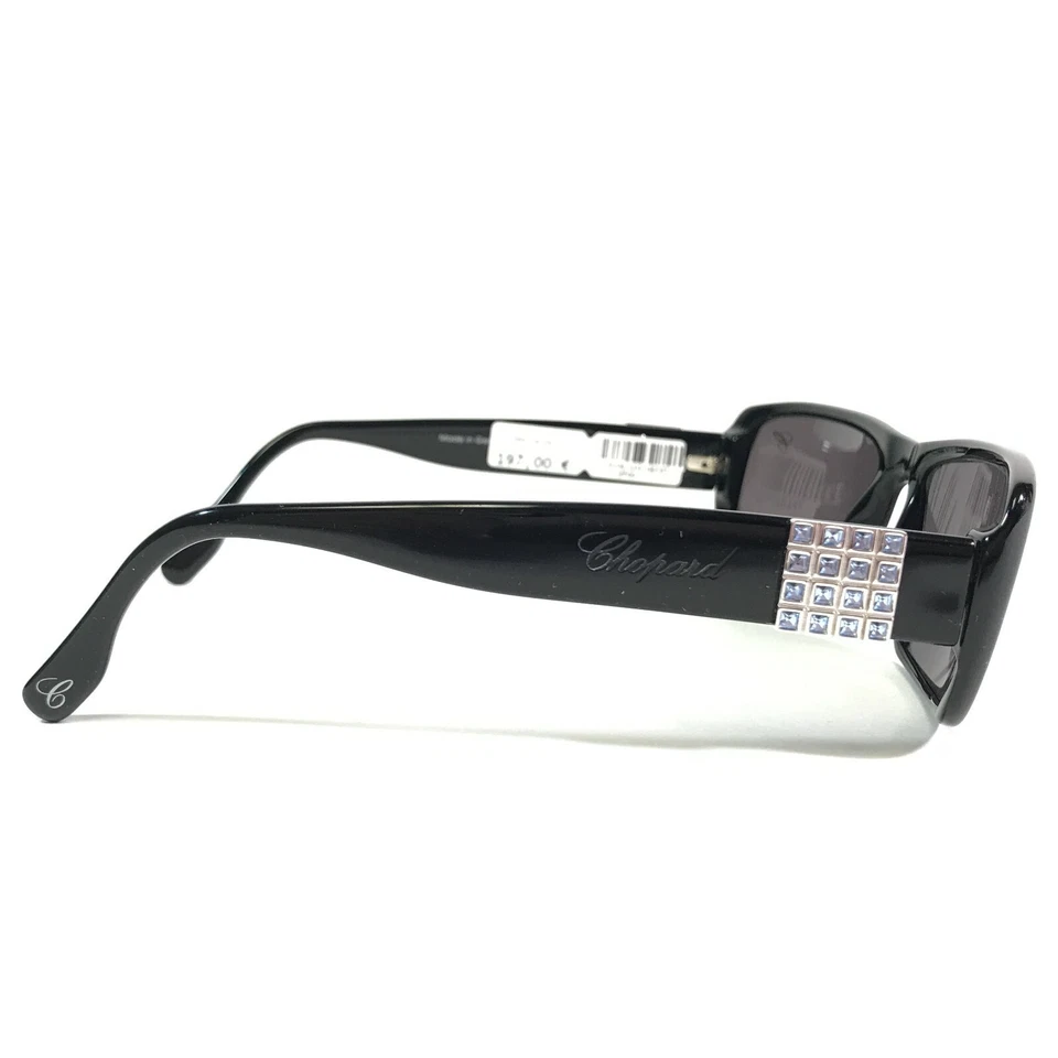 Gafas de sol Chopard C 589/00 6054 monturas cuadradas negras con lentes moradas Foto 3 de 4