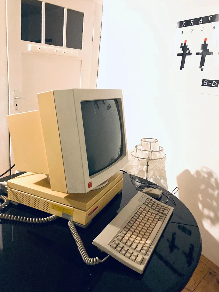 Sun Microsystems SPARCstation 1+, Model 147 B, 600 - 2576 - 01 (early 1990) - Bild 3 von 4