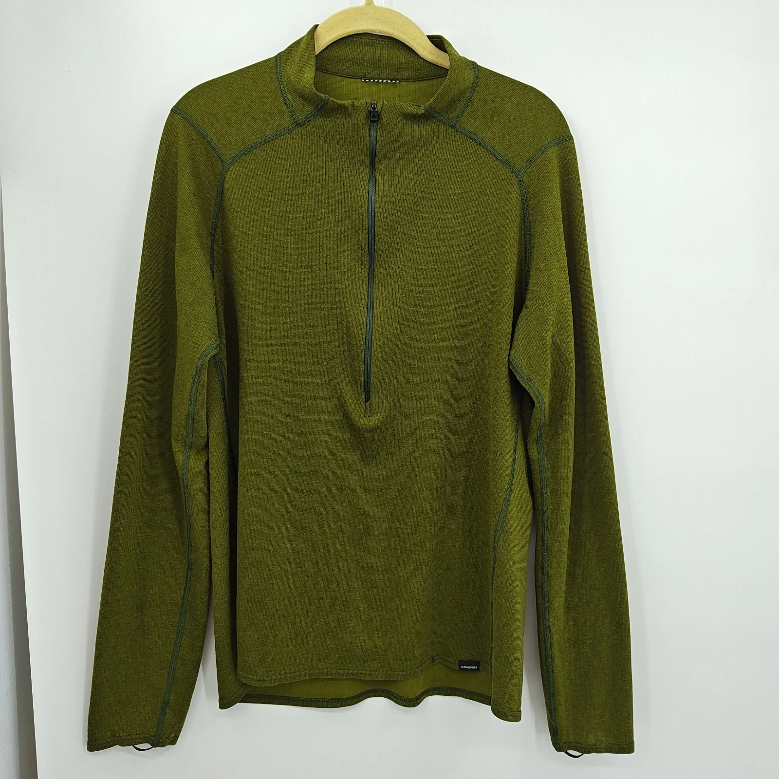 Patagonia 1/2 Zip Capeline 2 Lightweight Top Base Layer Fits Mens Medium Green