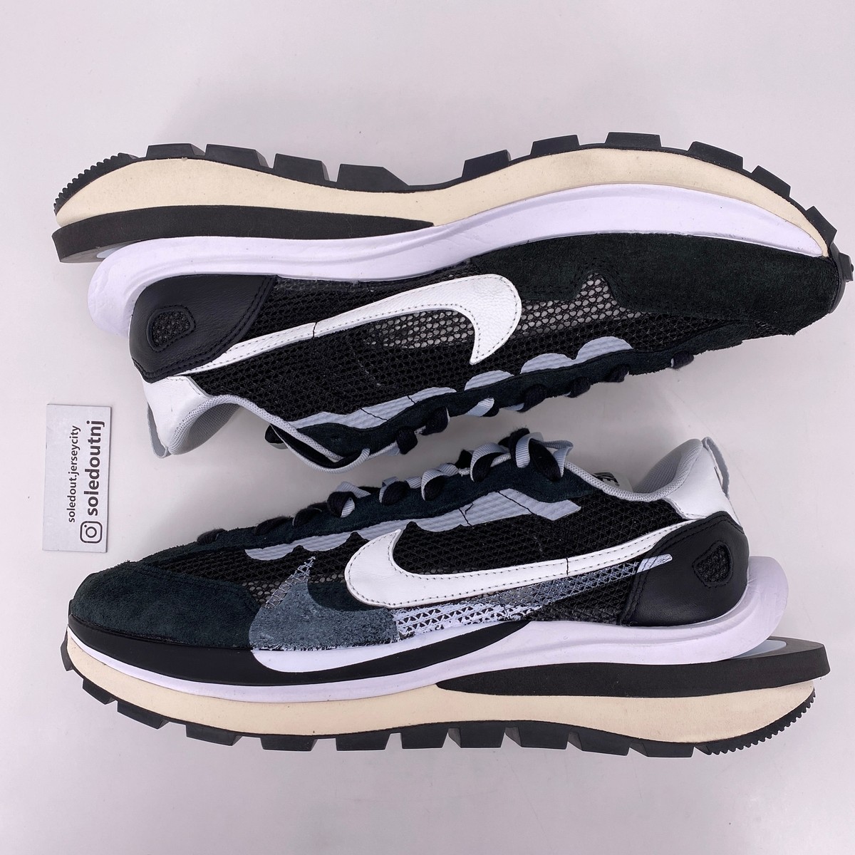 靴 Nike sacai vaporwaffle 27cm black Nike Vaporwaffle x sacai 'Black Gum' – Funky Insole