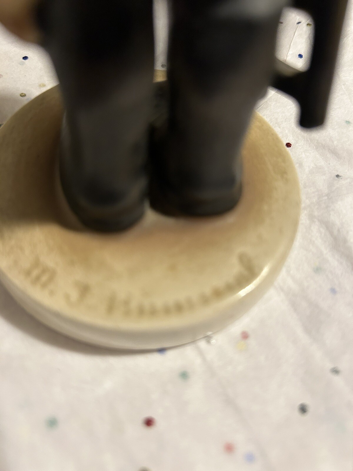Picture 4 of 5