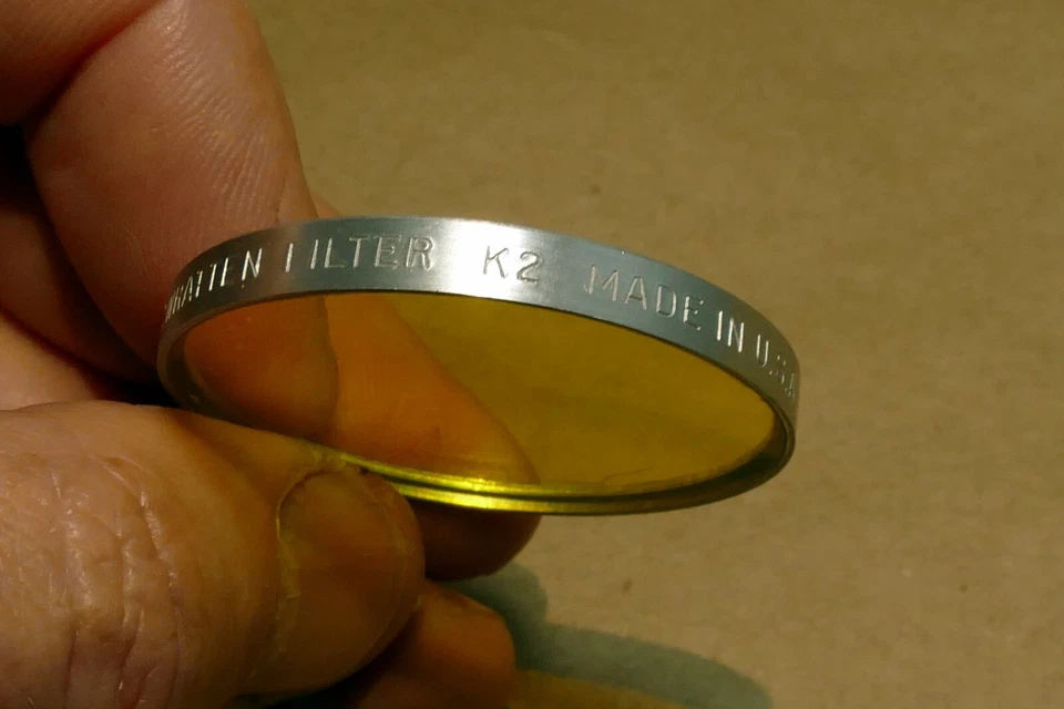 Kodak K2  Wratten Filter series 6 VI drop in type  yellow (coating separation) - Image 4 of 4