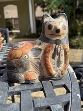 Large Tonala cat hand painted pottery Mexico 6.5”x 7” Kitty Neutrals Folk Art