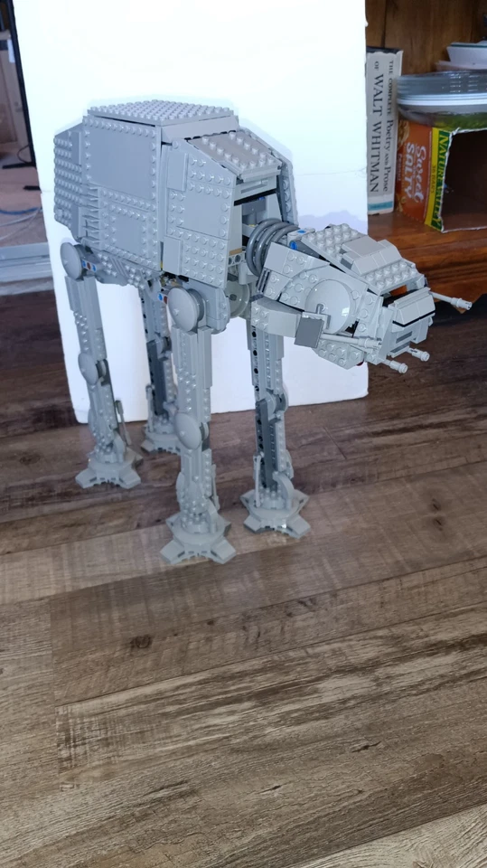 LEGO Star Wars: AT-AT (75288) Foto 4 de 4