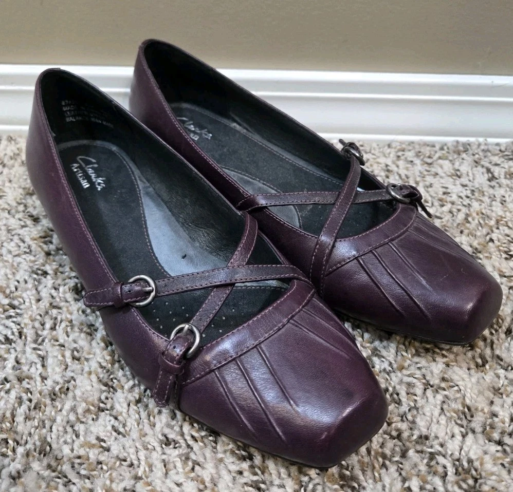 Ballerine Clarks Artisan Everlay Kennon viola slip on Mary Janes taglia 8 5