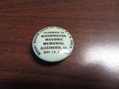 Pilgrimage to Washington Memorial Alexandria, Va 1941 Button   swm3