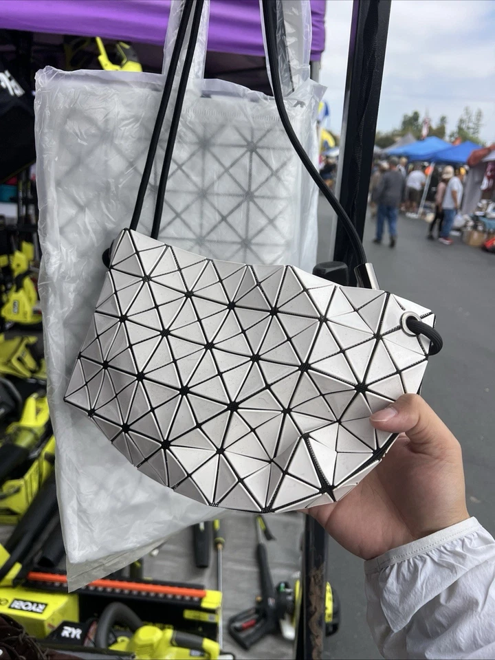 Bolso de hombro BAO BAO ISSEY MIYAKE con bucle Bolso de mano Foto 3 de 4
