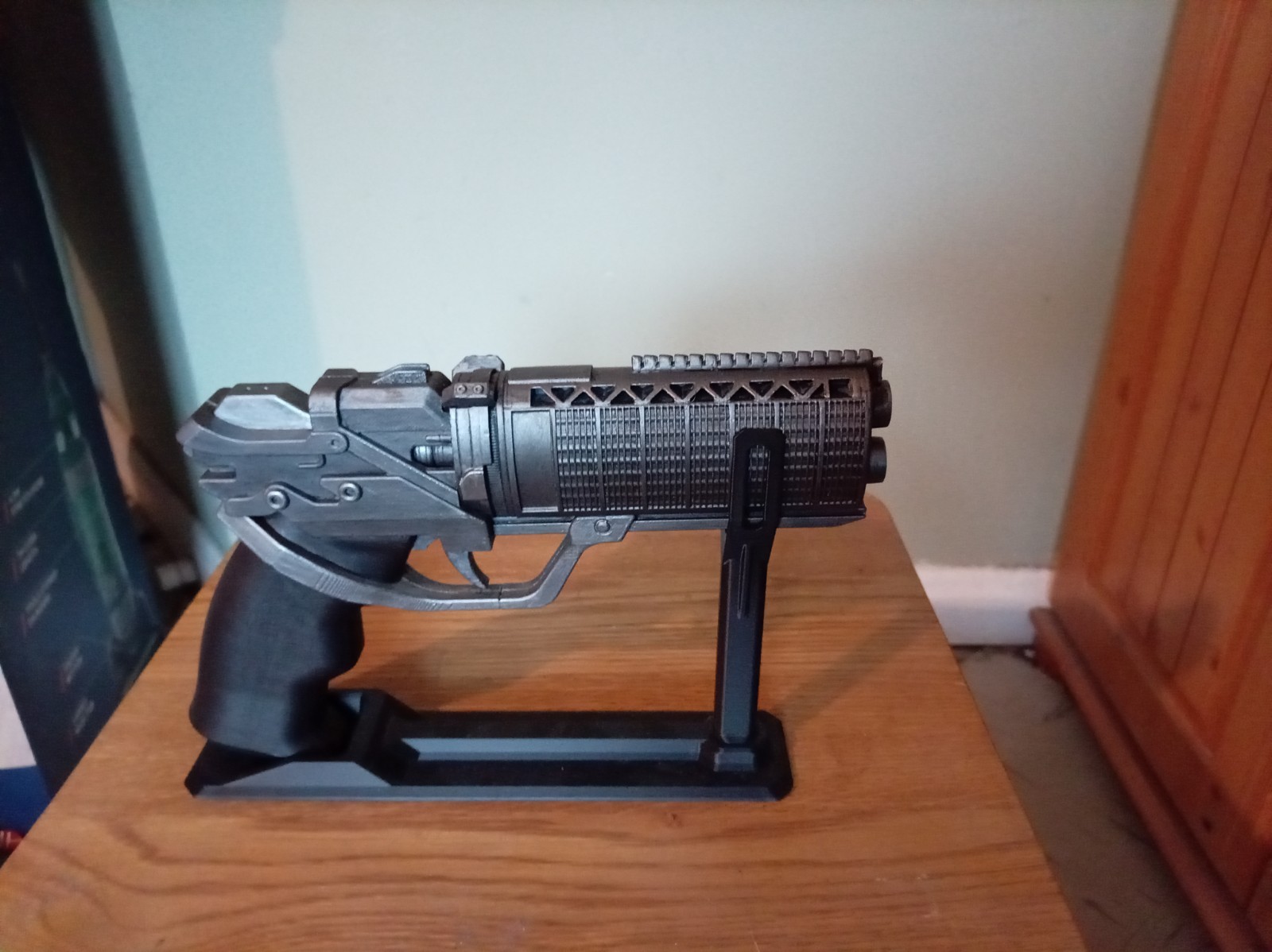 3d Printed Blade Runner 2049 Officer K Blaster, With Stand, Non Functioning.