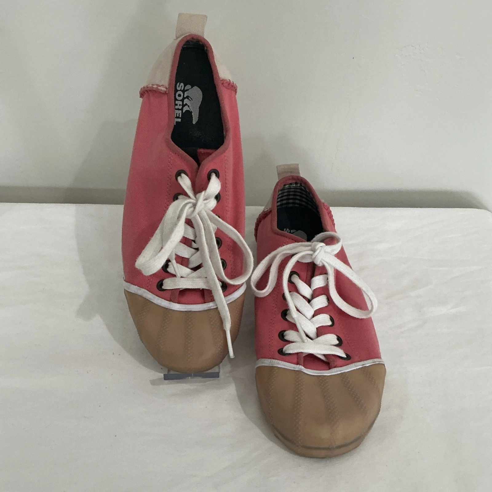 Sorel Sentry Women’s Salmon Canvas Sneakers Sz 9.5 Lace Up Shoes